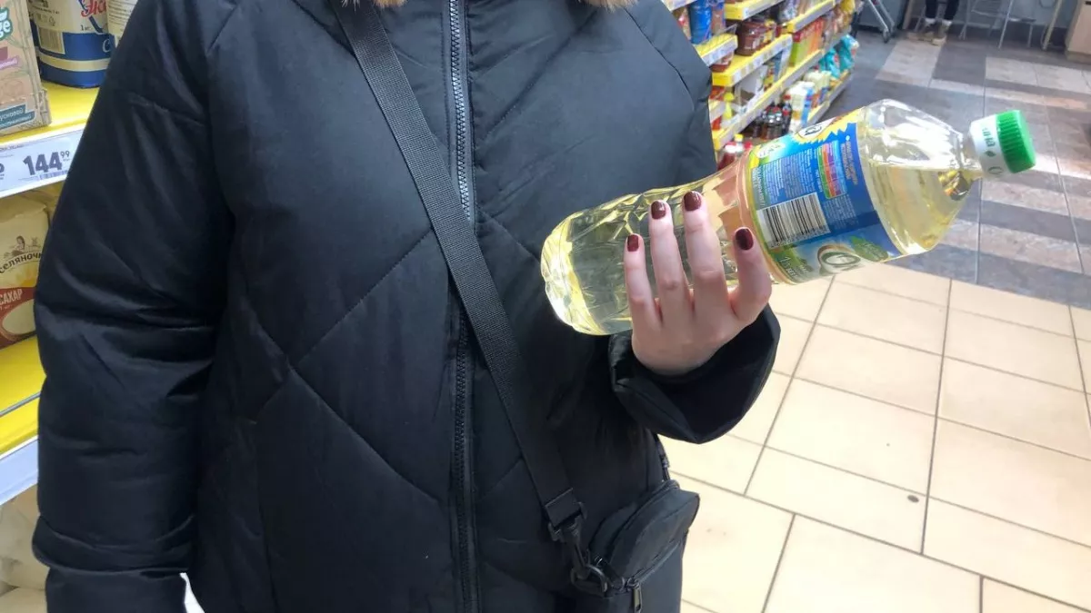 Если найдете на полке, то такое масло сразу берите по 3 бутылки: в Роскачестве озвучили лучшие марки подсолнечного масла