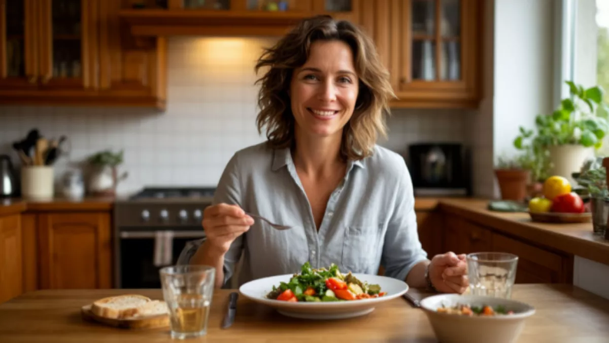 Воруют молодость: вот 5 продуктов, которые старят женщину изнутри — и почему их пора вычеркнуть из рациона навсегда