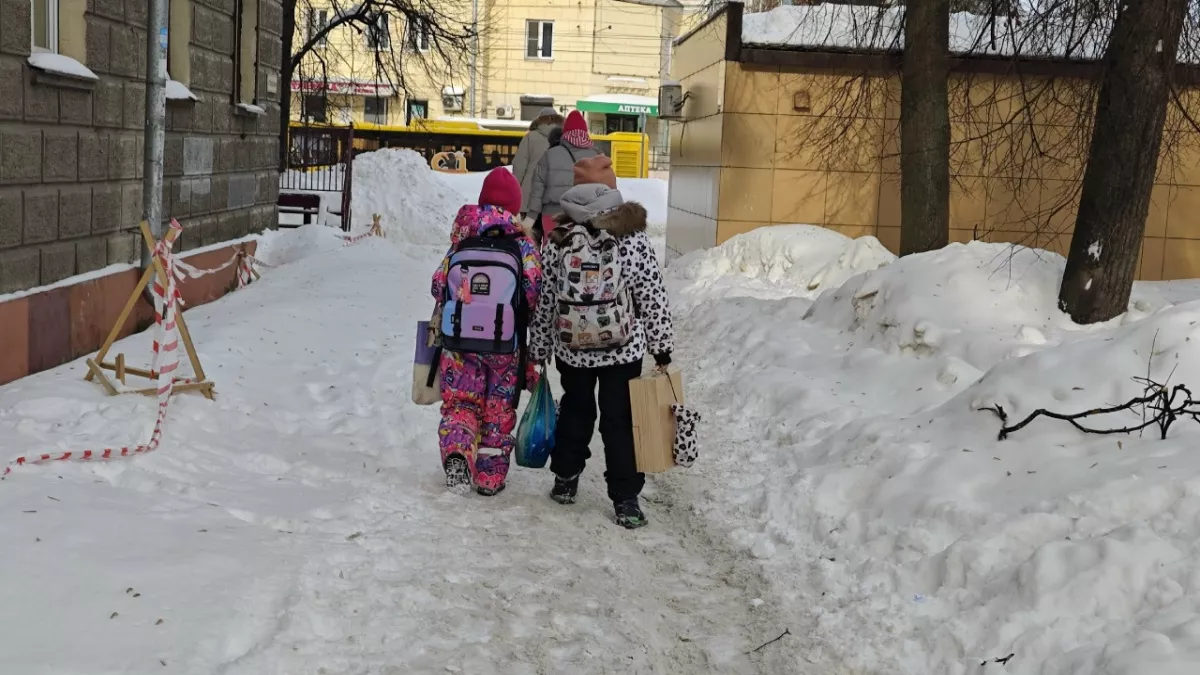 Сменить отчество ребёнка после развода: когда закон даёт добро
