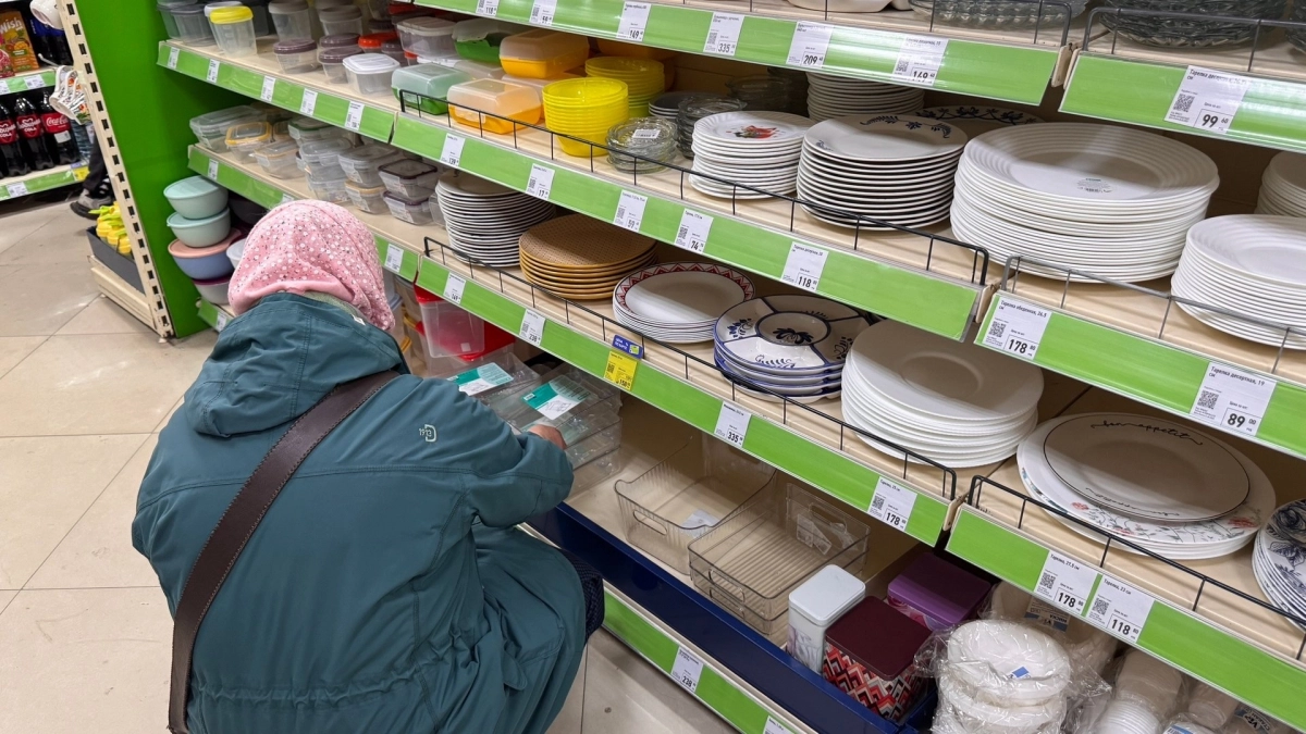 Забежала на минутку в Фикс Прайс, а вышла с целым пакетом тарелок - новый завоз оказался лучше, чем в масс-маркете