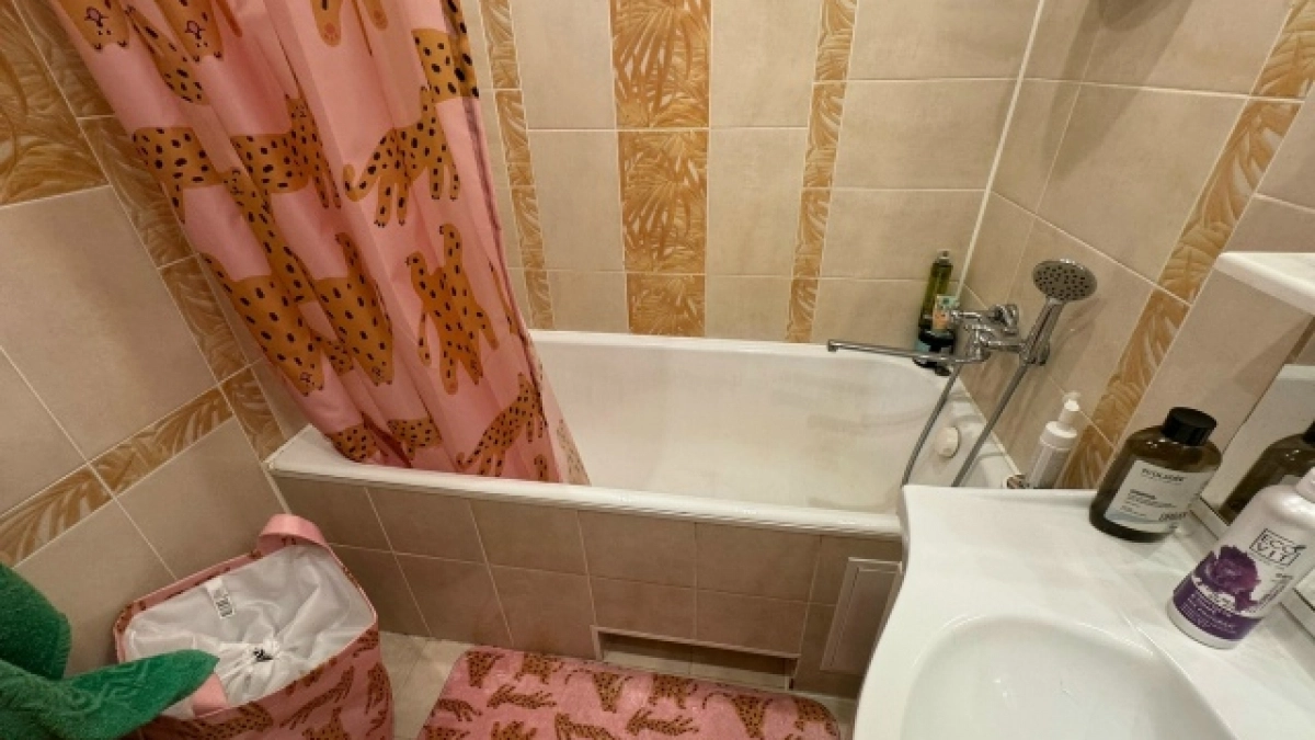 Плитка в ванной больше не в моде: умные люди переходят на этот тренд — куда красивее и долговечнее