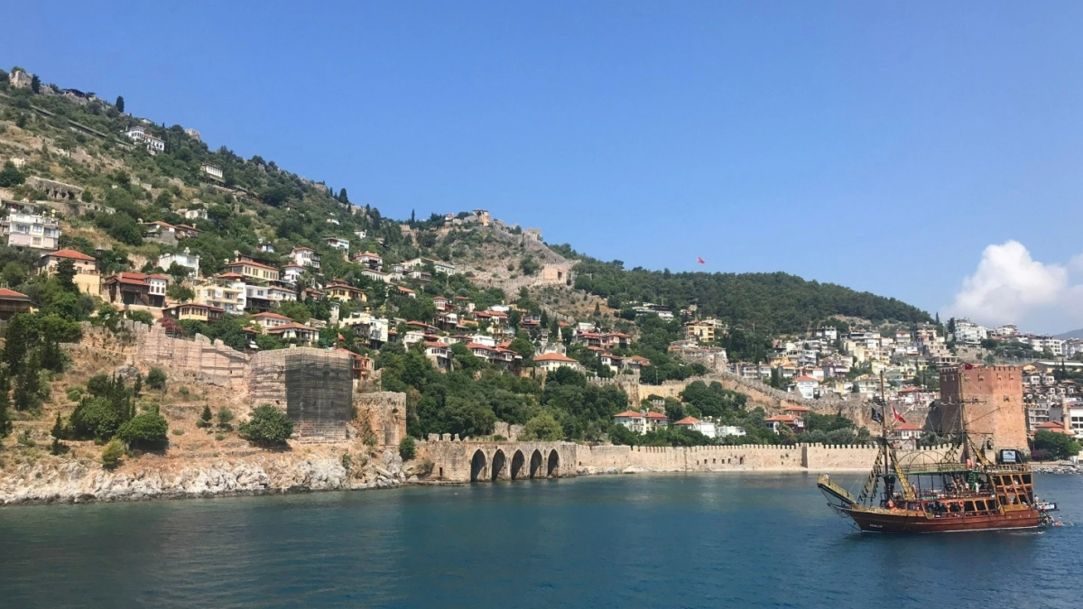 Ушлые туристы нашли замену Дубаю - цена такая же, а уровень сервиса на высоте: 7 шикарных альтернатив