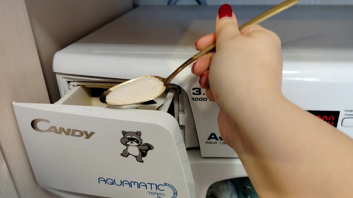 3 ст. л. в лоток - и пластик на стиралке как новенький: даже вековая желтизна больше не проблема 