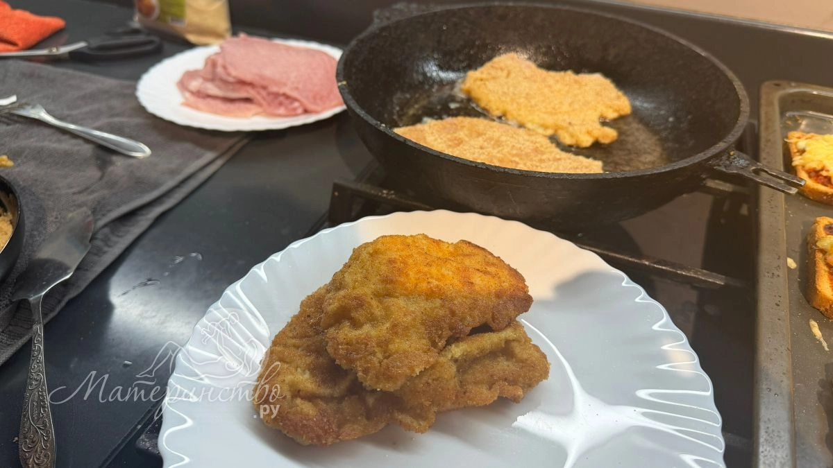 Мама Билли Айлиш будет учить готовить экологично в своем кулинарном шоу 