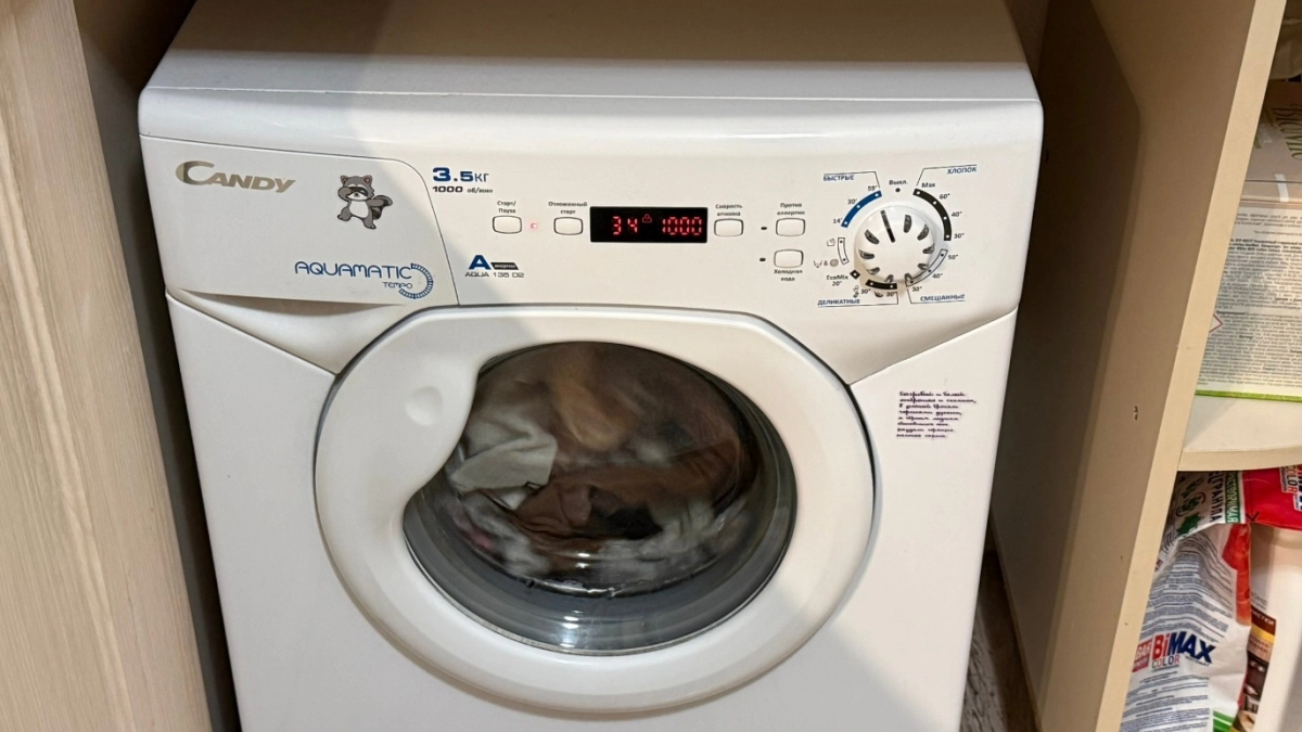 2 ст. л. на "потные" подмышки - и футболка снова кипенно-белая, желтизны как не бывало 