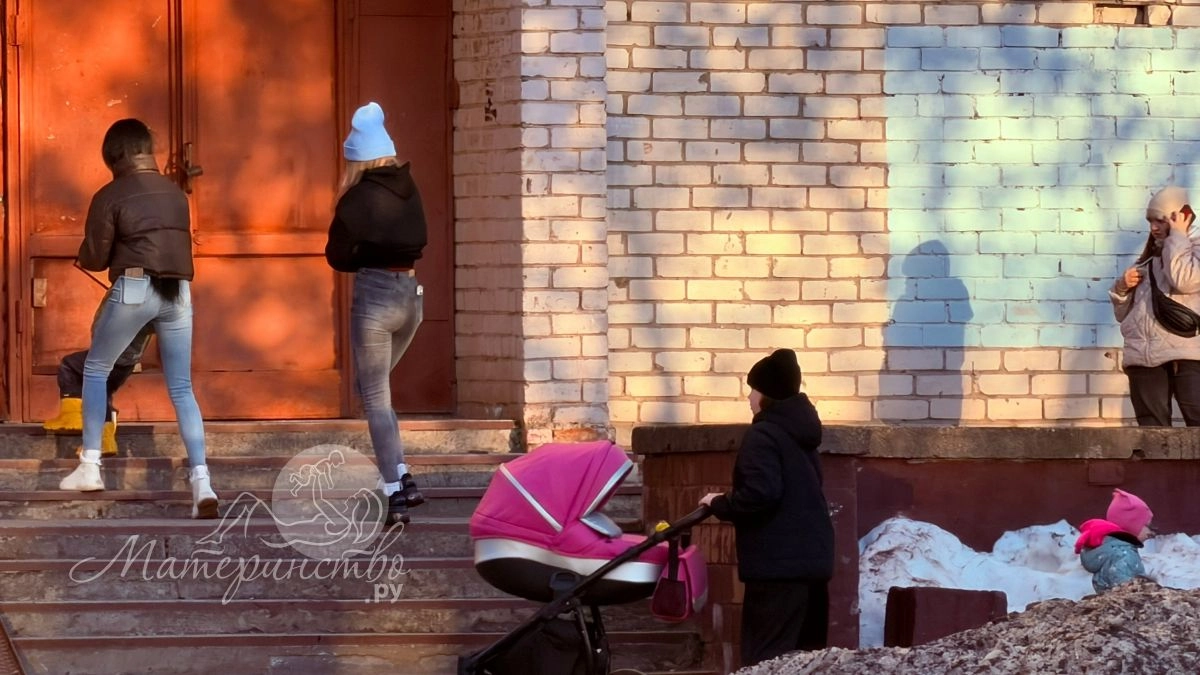 Как научить ребёнка говорить: нормы развития, упражнения и советы логопеда