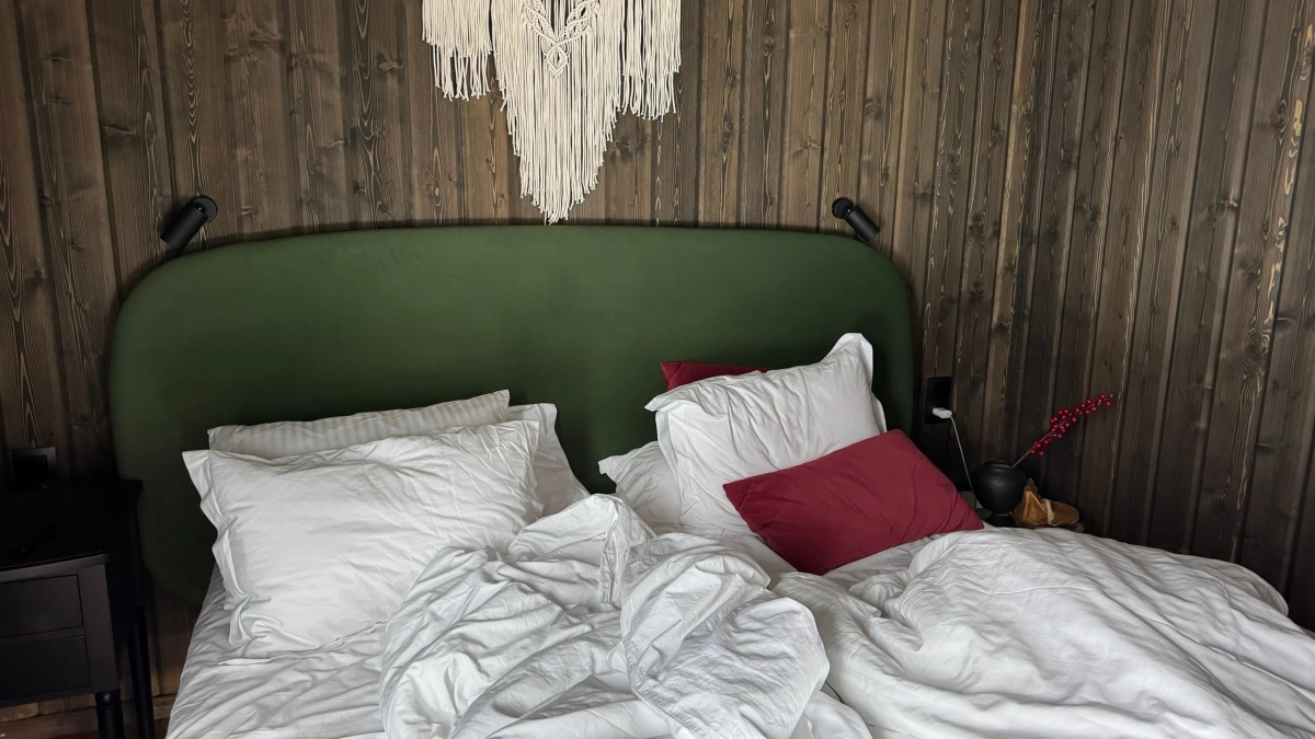 Выбросила это постельное бельё — и впервые выспалась: вот какая ткань мешает спать