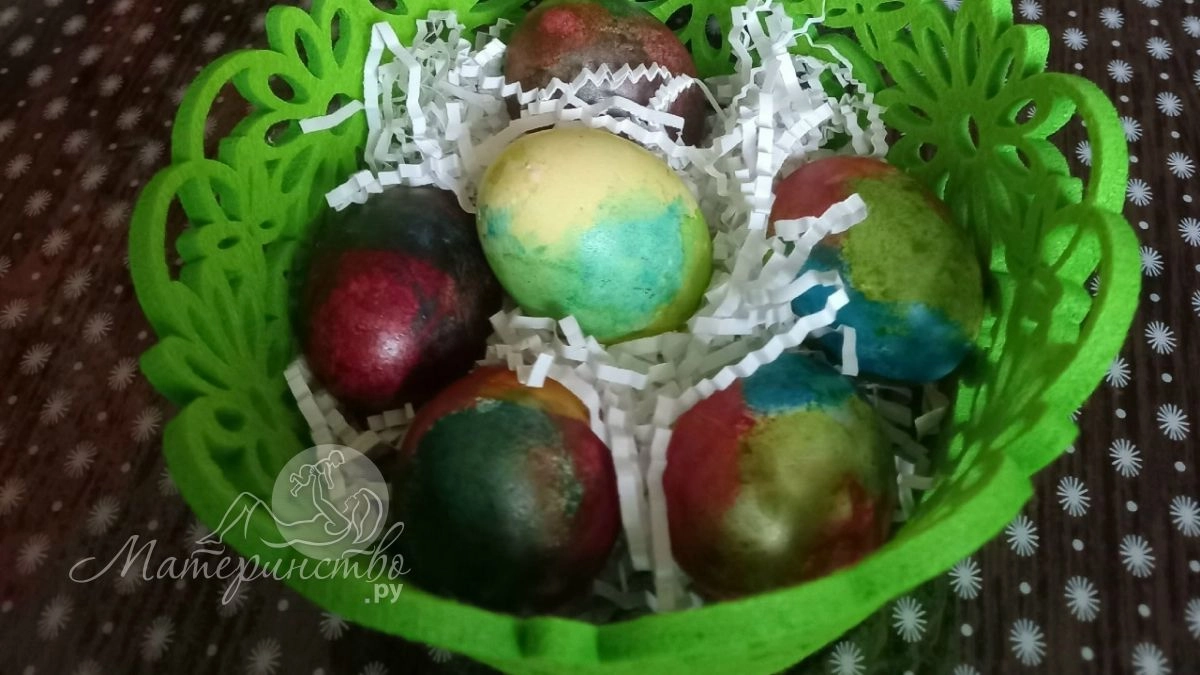 Онищенко назвал самый модный способ украшения пасхальных яиц