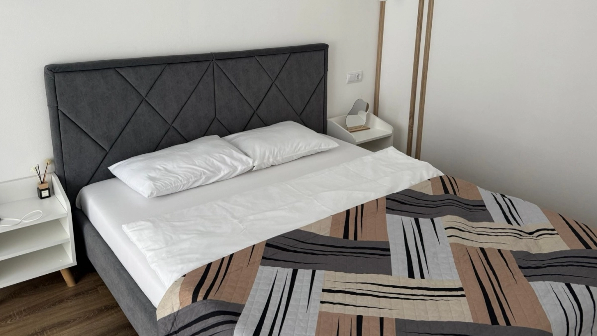 Сатин и перкаль больше не в тренде: хитрые хозяйки переходят на этот материал для постельного белья  - служит долго