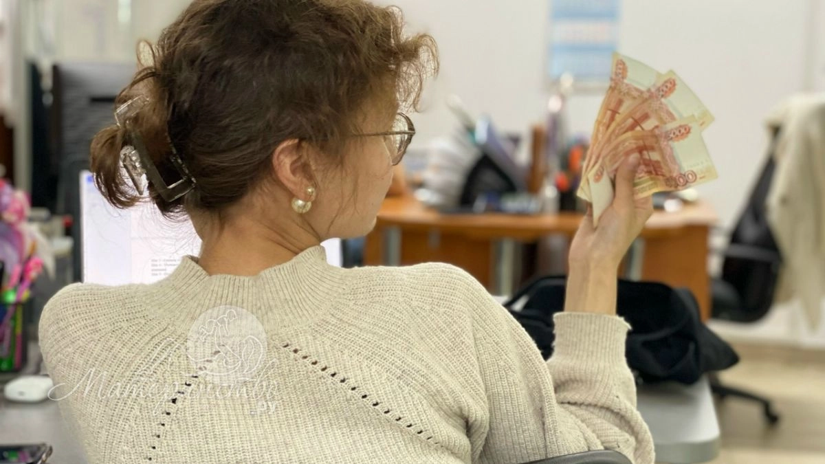 Если мама самозанятая: как докупить баллы к будущей пенсии