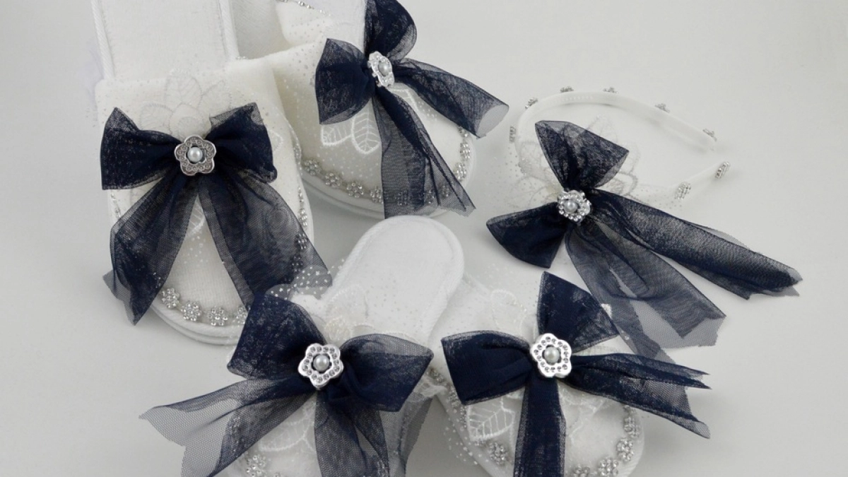 Как из одной яйцеклетки получаются абсолютно одинаковые двойняшки, тройняшки или даже четверняшки