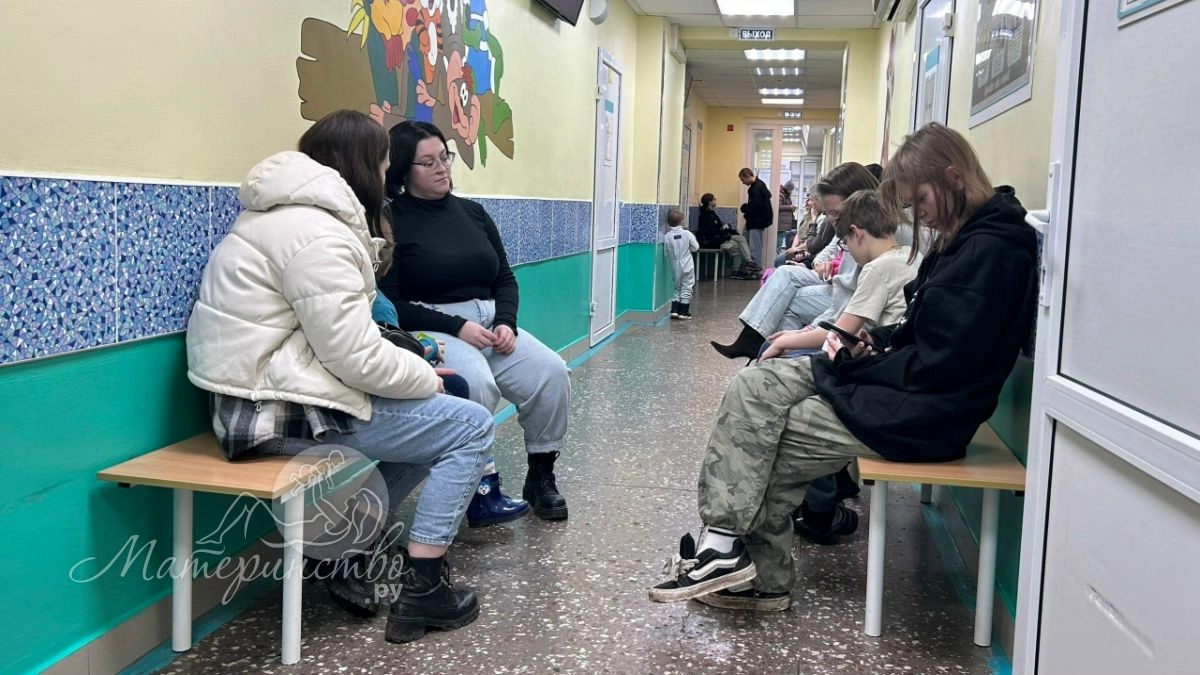 Мама на больничном: может ли работодатель уволить сотрудницу, которая остается дома с больным ребенком