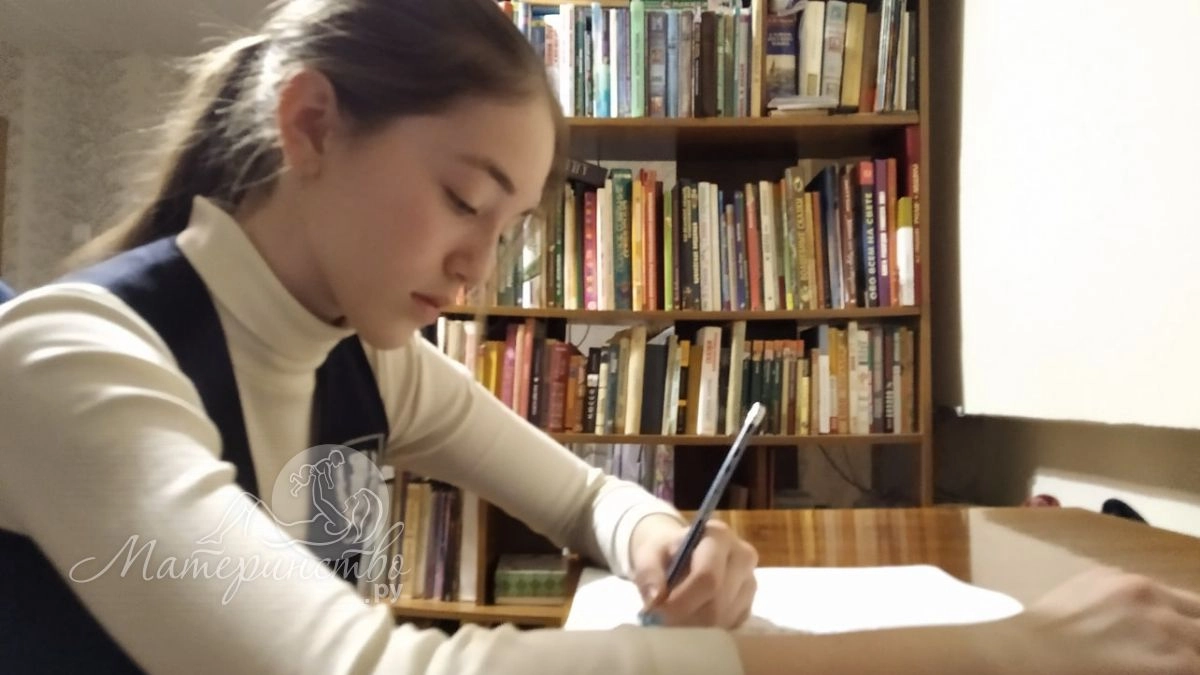 Школьник из Копейска сделал ИИ-репетитора для подготовки к ЕГЭ