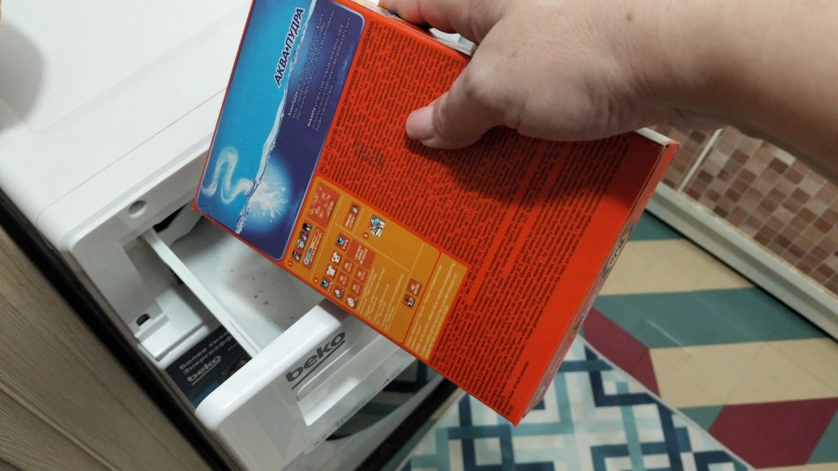 Полстакана порошка — и стиралке каюк: мастер назвал безопасную дозу для одной стирки