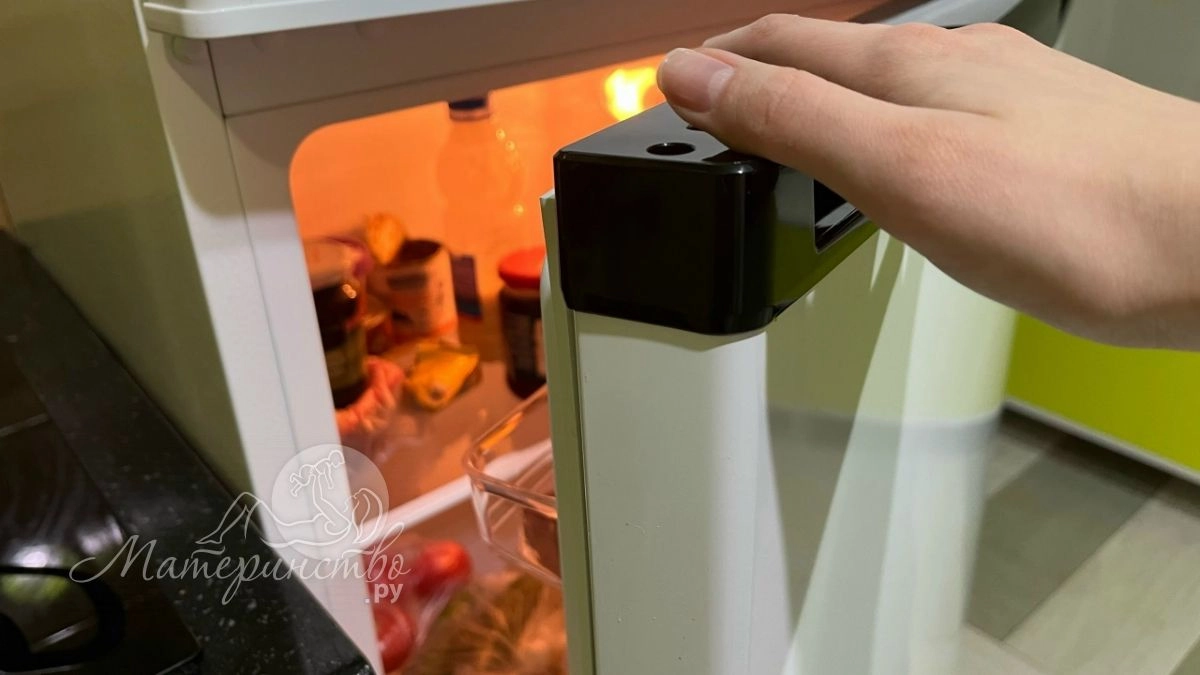 Продукты из холодильника для идеального сна: простая наука от диетолога