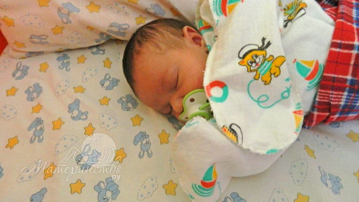 Каждый второй россиянин одобрил ДНК-тест в роддоме