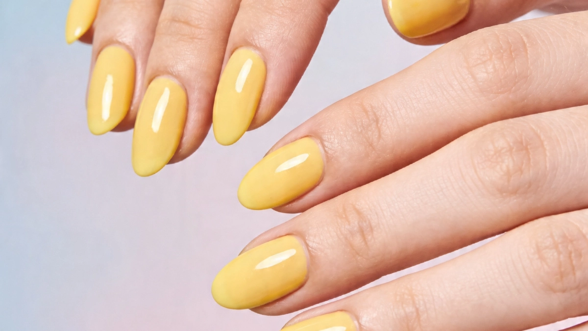 Магия достатка на кончиках пальцев: 4 оттенка маникюра для привлечения денег в мае-2026