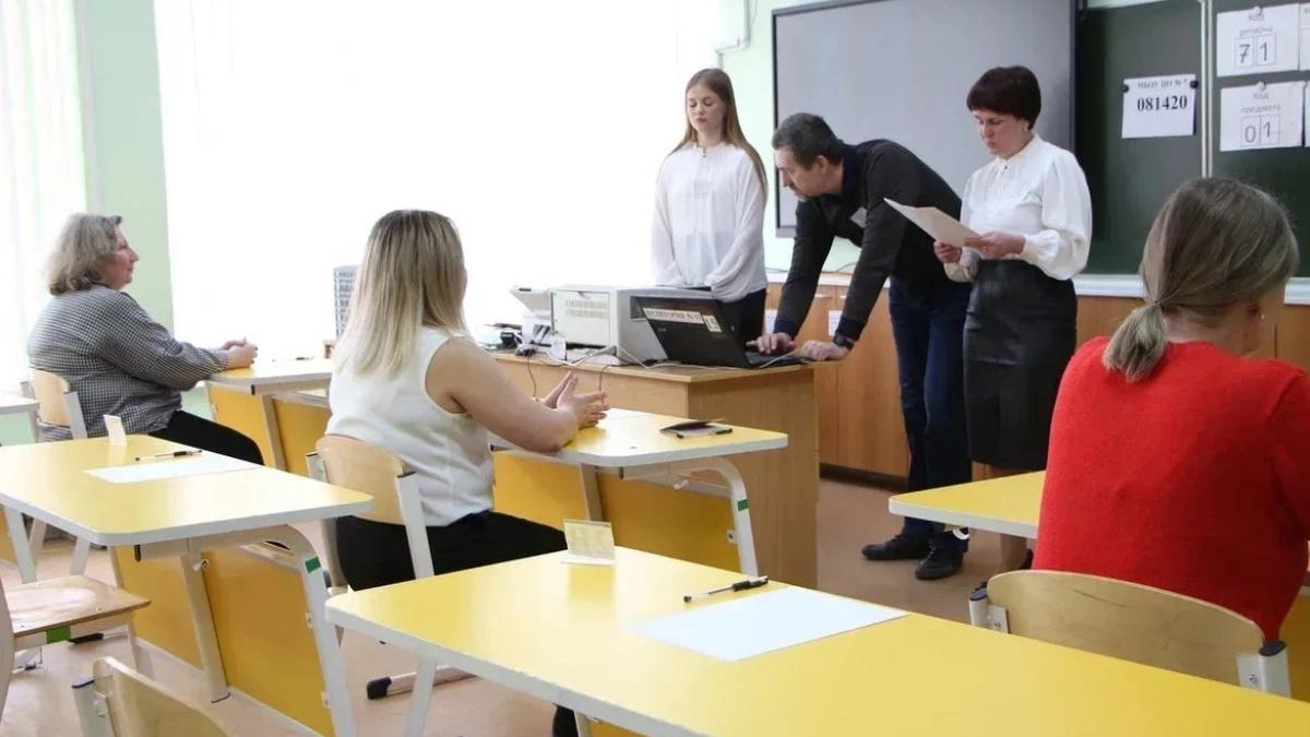 Рособрнадзор отчитался о досрочном ЕГЭ-2026: без сбоев, утечек и нарушений