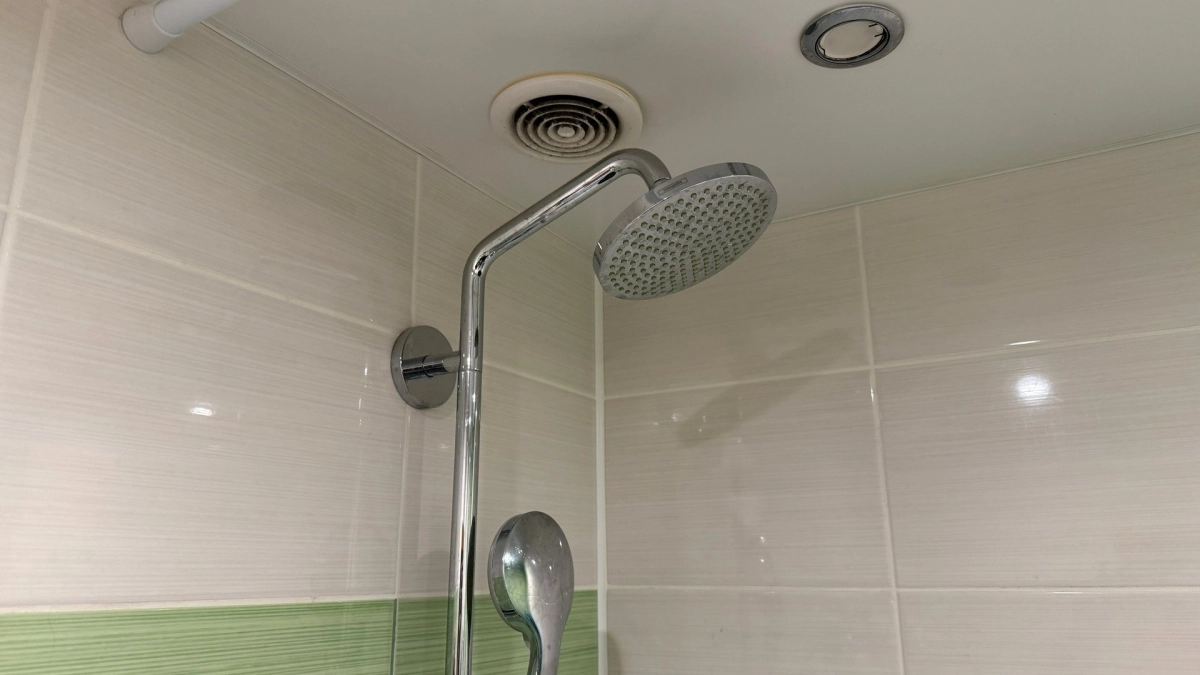 До сих пор кладете плитку в ванной? Есть шикарная альтернатива: стеновые панели - 6 видов, их плюсы и минусы