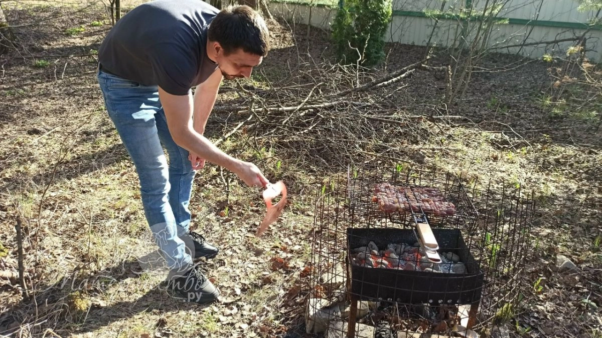 Названа главная опасность майских шашлыков для здоровья