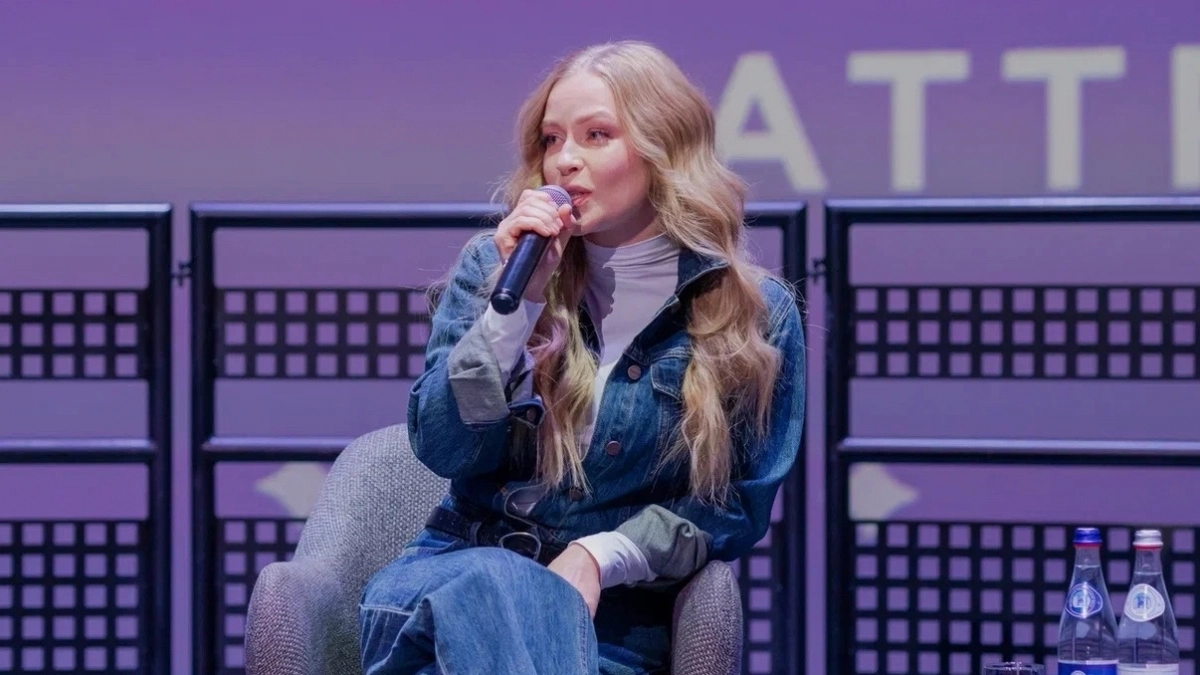  «Отходим от шока»: Юлия Пересильд заявила, что её дочь Машу сутки терроризировали мошенники