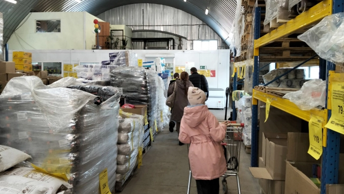 Нашла классные конфеты в "Ермолино" за копейки - без химозы и не сухие. Одной штукой наешься вдоволь 