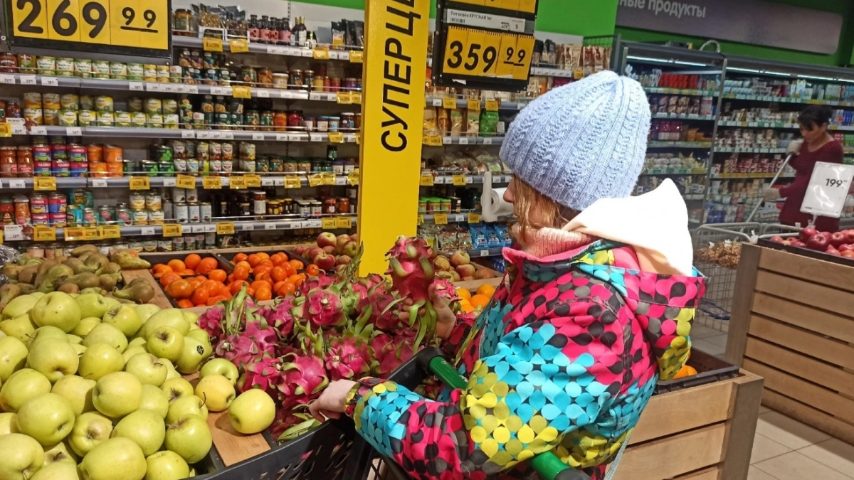 Смартфоны, цемент и тортики: почему эти товары пропадут из магазинов с 1 мая