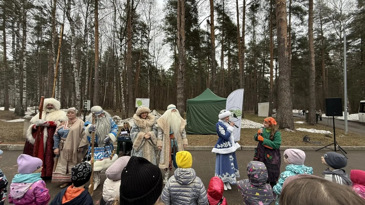 Психолог дала советы, чем занять детей на майских праздниках