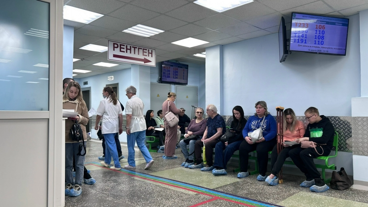 Врачи смогли "запустить" сердце 13-летней девочки после ее падения с большой высоты