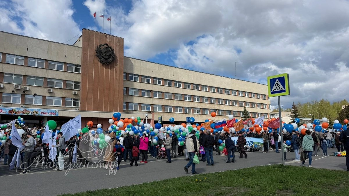 Ребёнок называет себя космическим ниндзя: когда начинать говорить о профессии и как не навредить