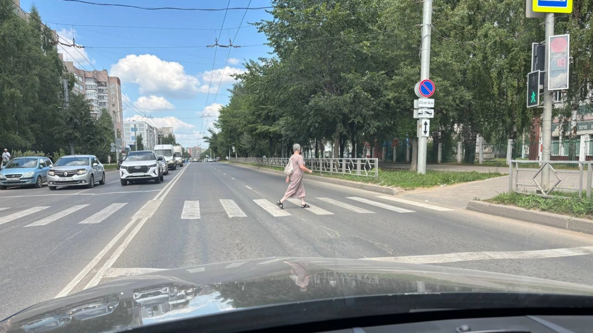 Больше не нужно включать ближний свет днем? Почему многие водители ездят сегодня с выключенными фарами
