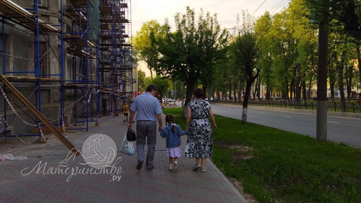 «Я всю жизнь старался быть правильным, но не стал счастливым»: чем грозит давление родительских ожиданий 