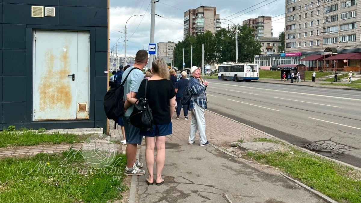 Декрет в стаж: новые правила формирования пенсий для родителей в 2026 году