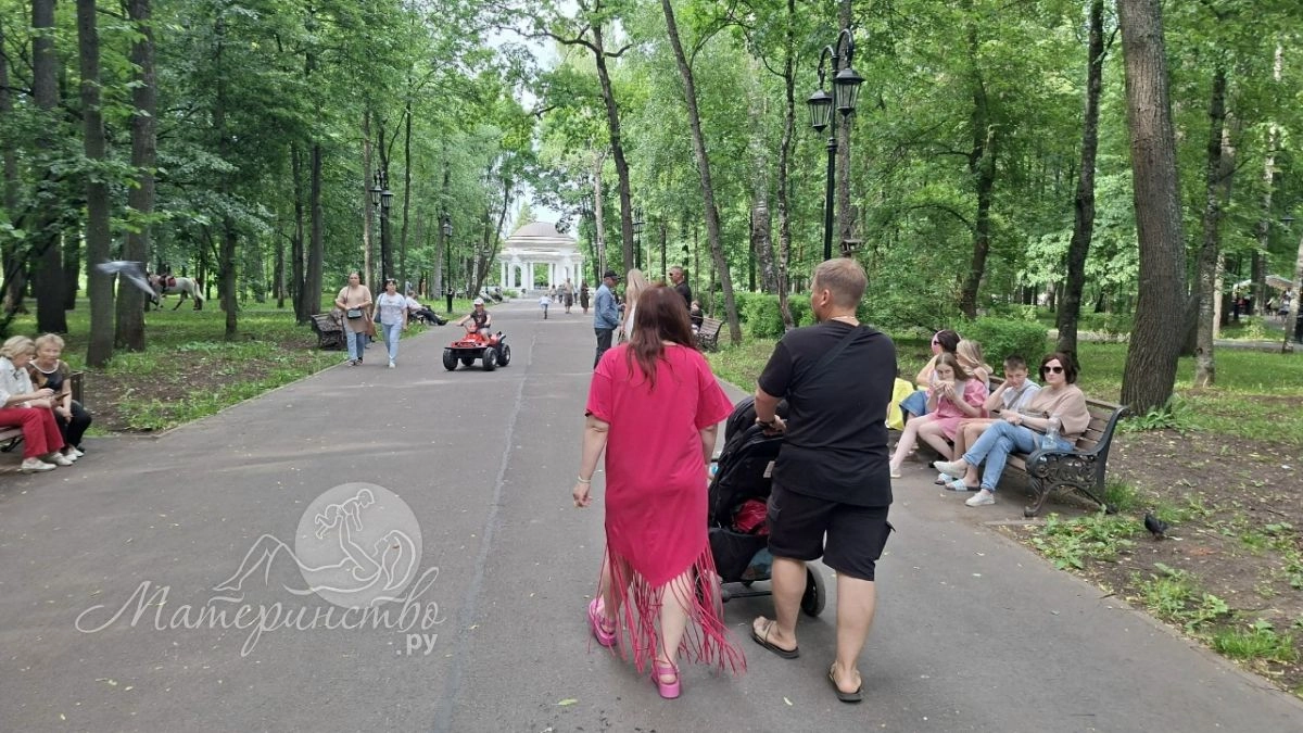 Можно ли привлекать матерей к сверхурочной работе: главное, что нужно знать