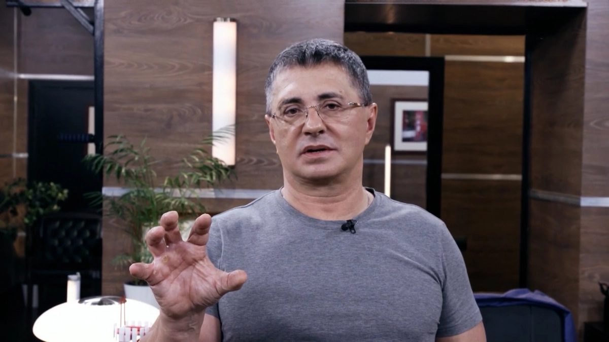 Доктор Мясников предупредил о симптоме, убивающем за секунды