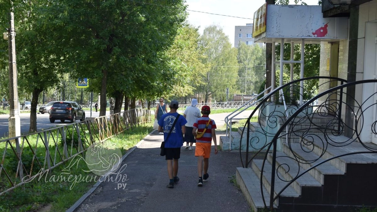 Запреты не работают, запугивание бесполезно: какой разговор поможет спасти подростка от наркотиков