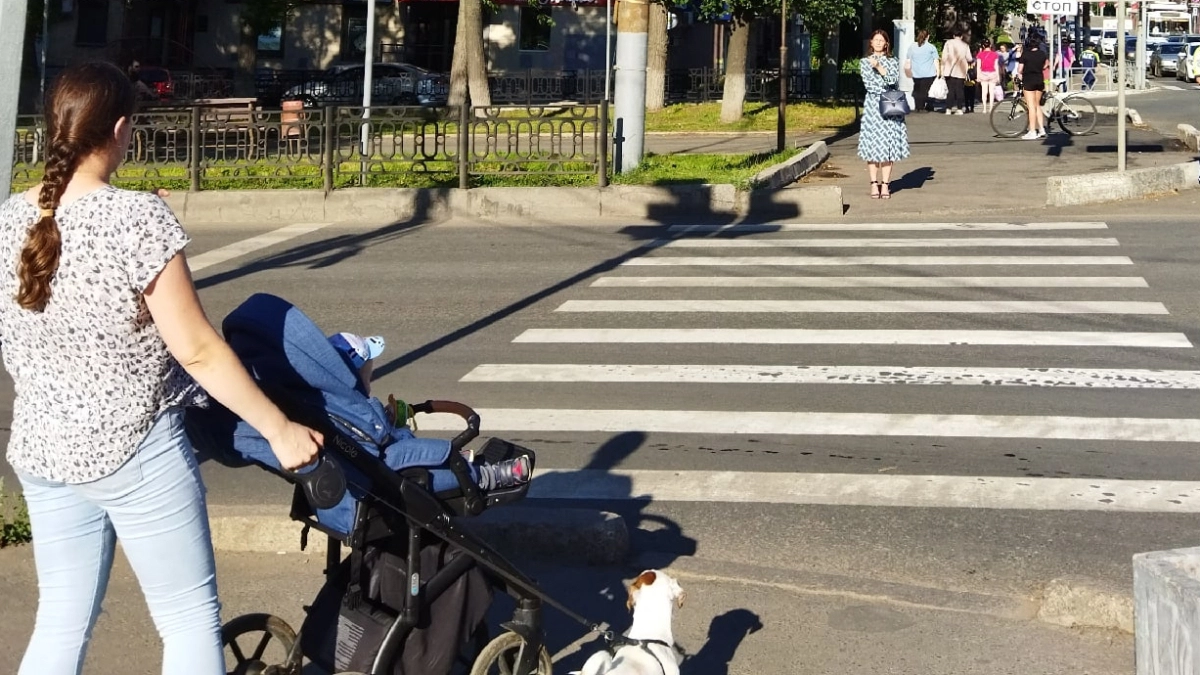 «500 рублей до зарплаты, сын просит игрушку, а я плачу»: исповедь матери-одиночки