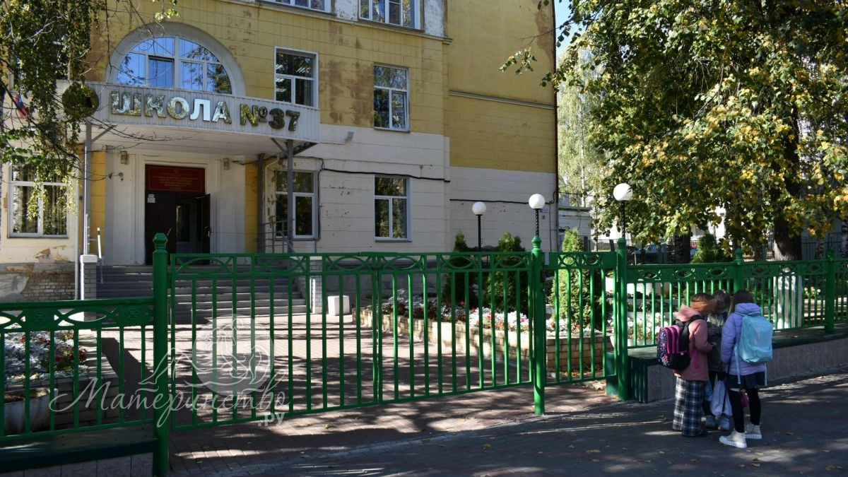 Двойными листочками уже не запугать: полный гид по изменениям в школьных оценках, уроках и контрольных с 1 сентября