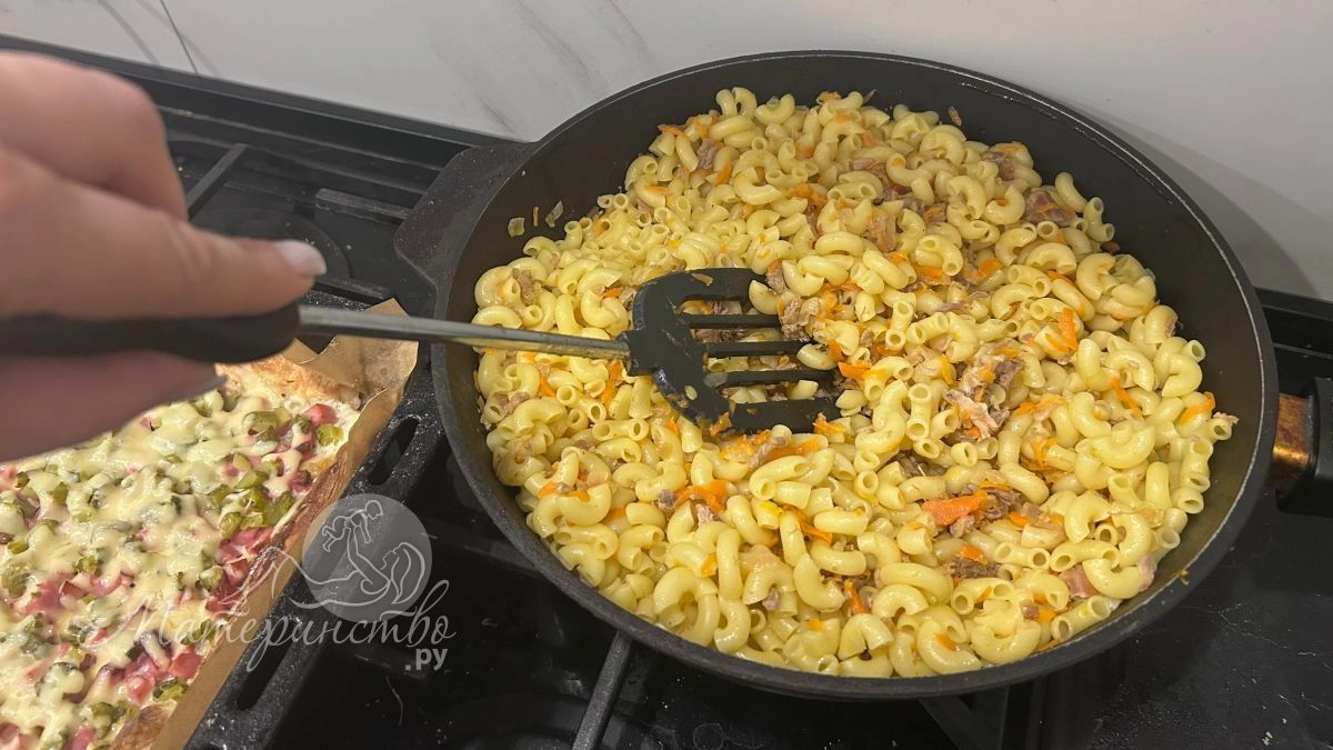 «Мой ребёнок ест только макароны и печенье, и я перестала с этим бороться»: как сын победил маму в борьбе за выбор блюд