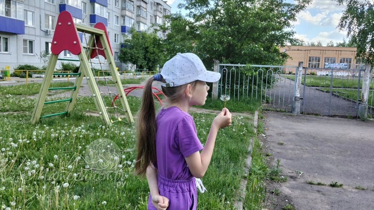 "Цветущее" имя для девочки: шикарный выбор для маленькой принцессы
