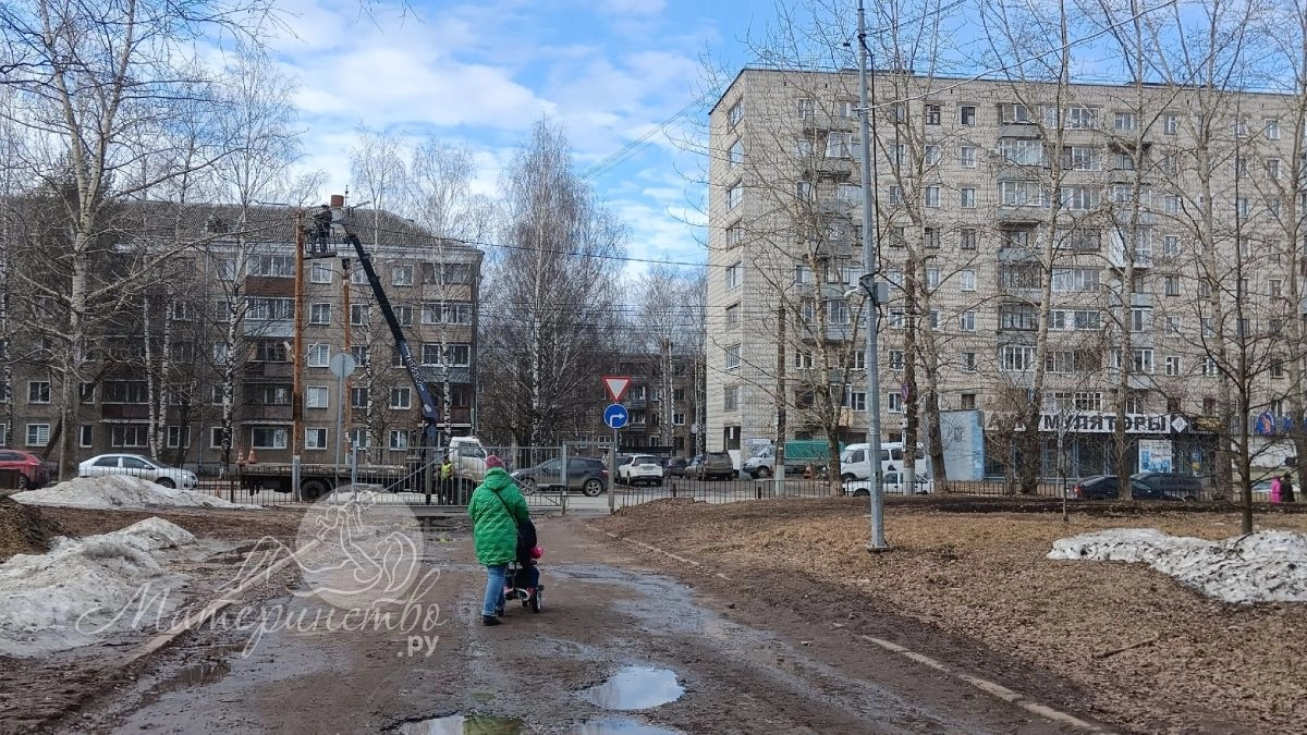 Идём на осеннюю прогулку с ребёнком в коляске: что взять с собой - чек-лист