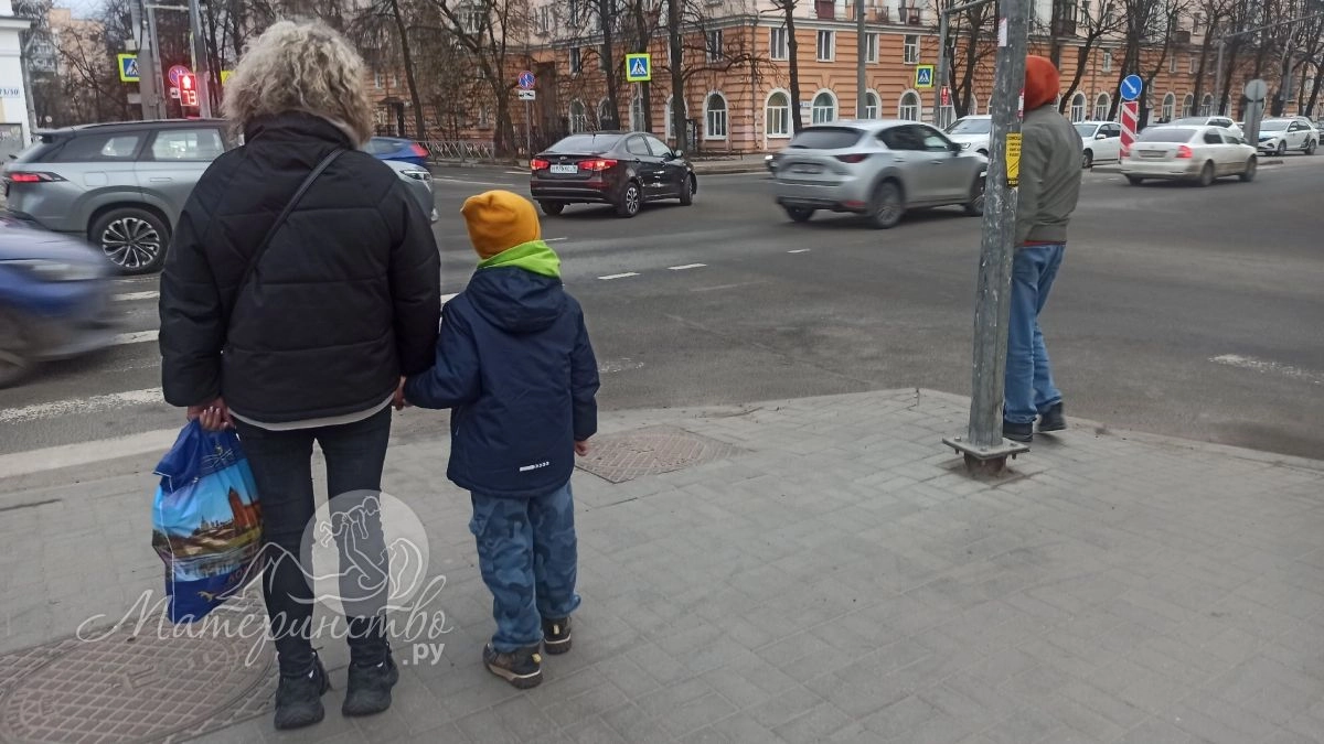 Нужно ли наказывать ребёнка за вранье и зачем он вообще лжет