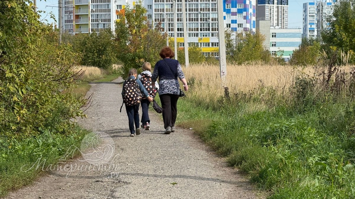 Это не любовь: как понять, что вы гиперопекающая мать
