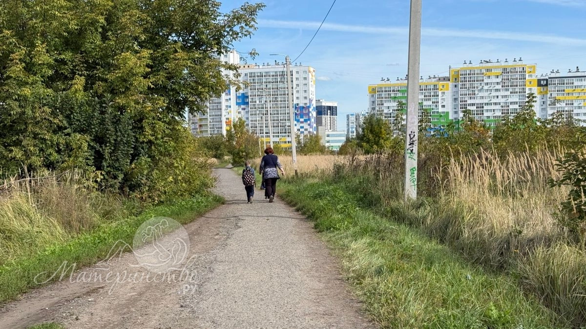 Ребенок заикается: как это исправить и какие ошибки не допустить