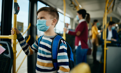 Дети до 14 лет смогут ездить в общественном транспорте бесплатно: что хотят депутаты
