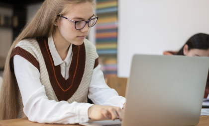 В Госдуме прокомментировали ситуацию с платными электронными дневниками