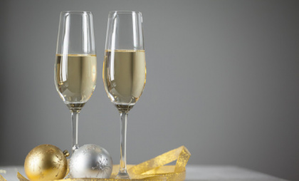 Больше никакого "детского шампанского": в России хотят запретить подобные названия напитков