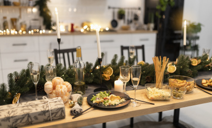 Что делать, если ребенок случайно выпил алкоголь с праздничного стола - и чего делать нельзя