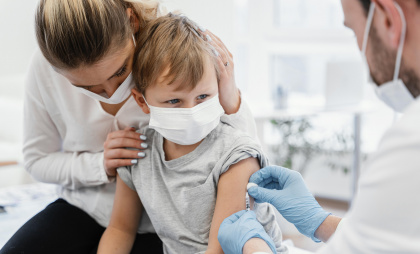 Российская вакцина от ВПЧ теперь доступна детям: шаг к профилактике рака