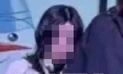 В школе Красноярска восьмиклассница облила бензином и подожгла мальчика